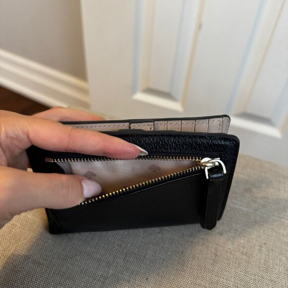 Kate Spade Wallet - Picture 2 of 3